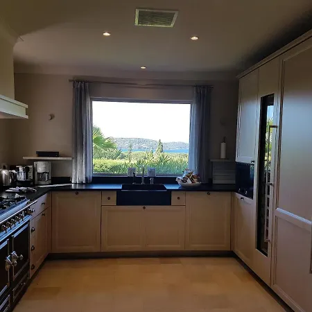 55 By The Pearls Collection Villa *